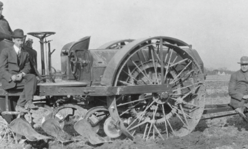 john-deere-tractor-plow john-deere-tractor-plow